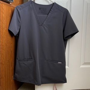 Figs Charcoal Set with pink strings